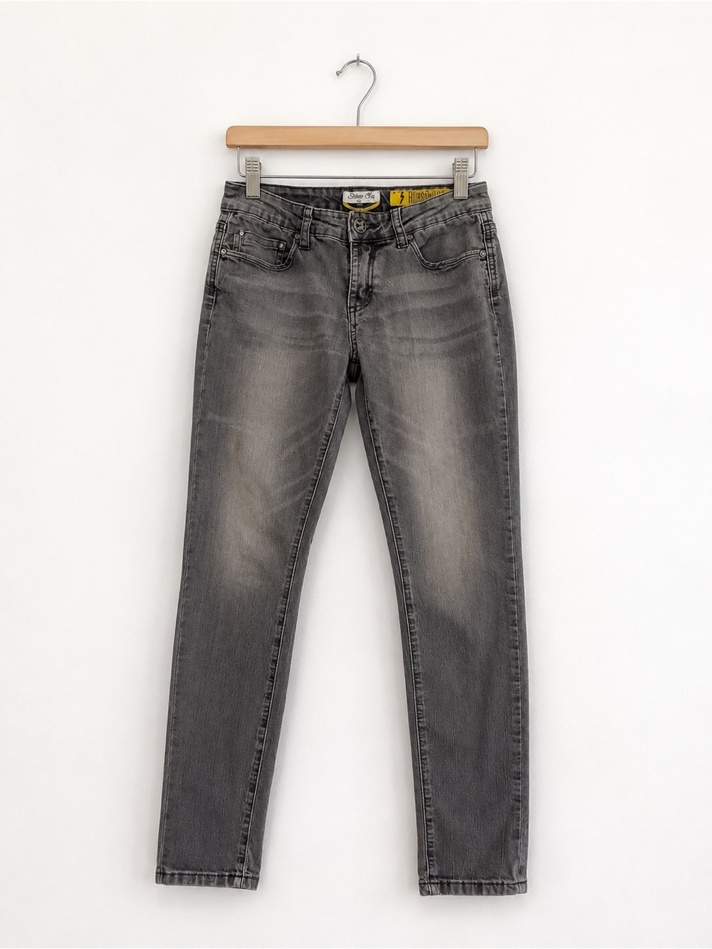 Indigo Rein Women's Slim Gray Washed Jeans